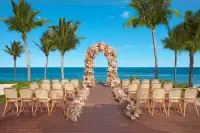 CUNIF-WED-CeremonyBeachDeck-2A-CB