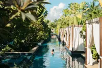 SERPC-Lifestyle-Enjoying-Long-Pool-CP