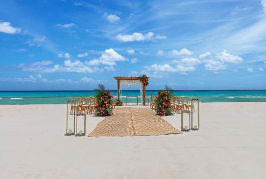 MP_PR_Weddings_Tropical_Collection_02