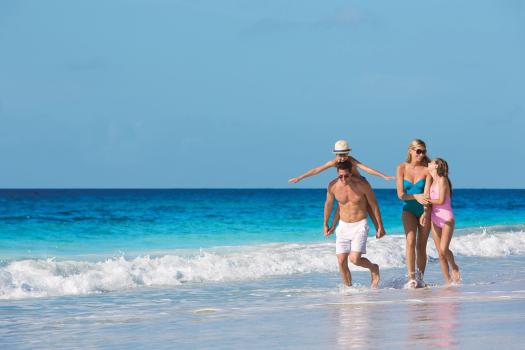 DRJRC-Family-Beach1A-2-CB