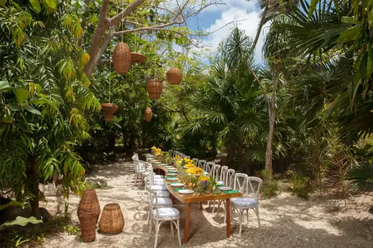 SEARM-WED-Yal-Ku-Hidden-Garden-Banquet