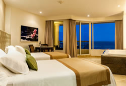 Superior Deluxe Ocean Front