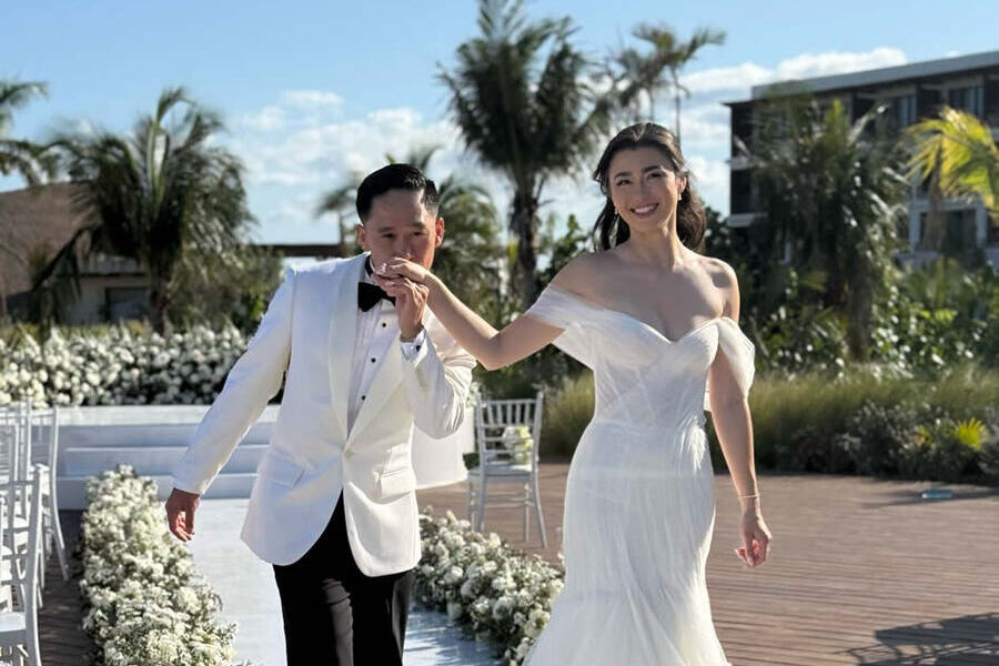 Kevin and Grace destination wedding at Secrets Playa Blanca